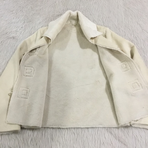 WHBM cream faux fur jacket - Picture 4 of 6